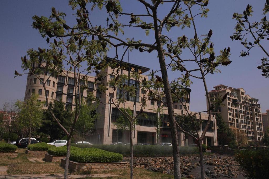 Qingdao Royal Garden Hotel Exterior foto